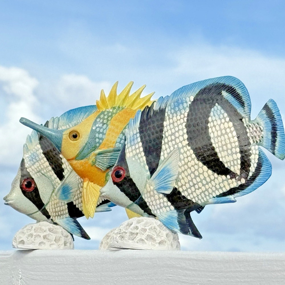 Tropical Fish Wood Figurines Set of 3 Coastal Reef Hand Carved Painted Beach Lif